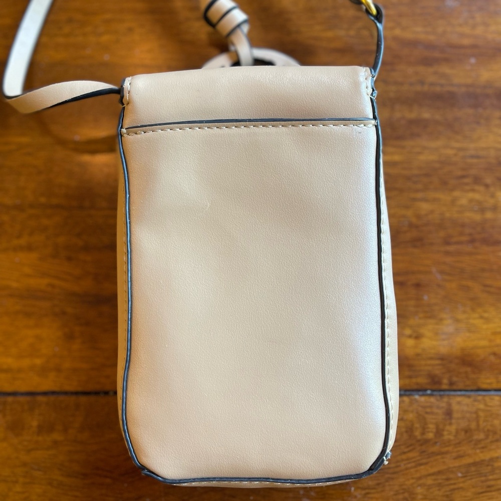 Tory Burch Tan Leather Crossbody Bag - Picture 5 of 6